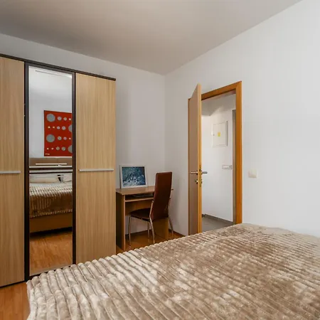Mareta Apartment *